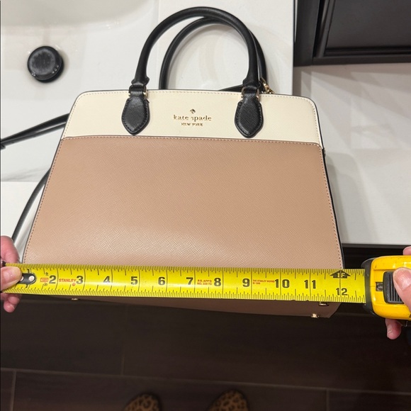 Kate Spade Black and Cream Shoulder Bag with Tan Accents - Picture 10 of 12